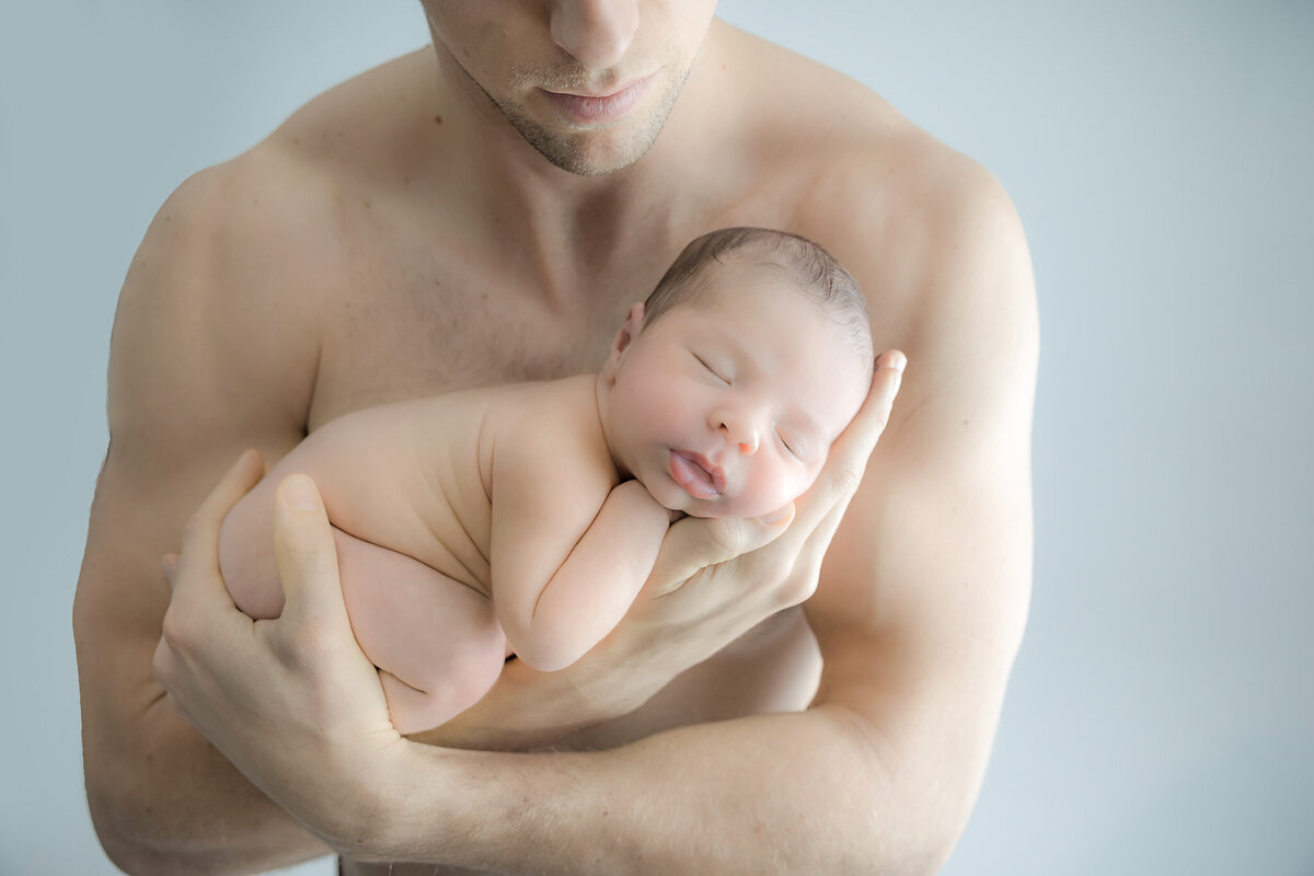 melissa-lamb-newborn-studio-ottawa-grey-loft-studio-2023-17