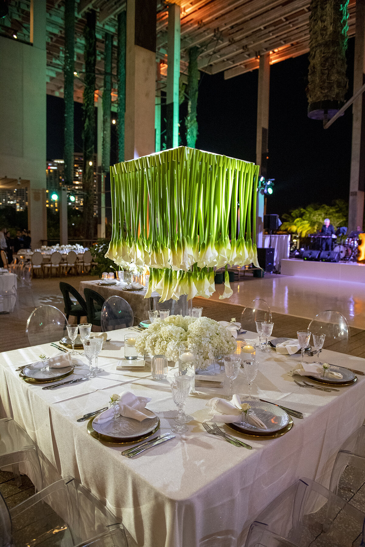 00043-elegant-wedding-perez-art-museum-miami-chris-weinberg-events