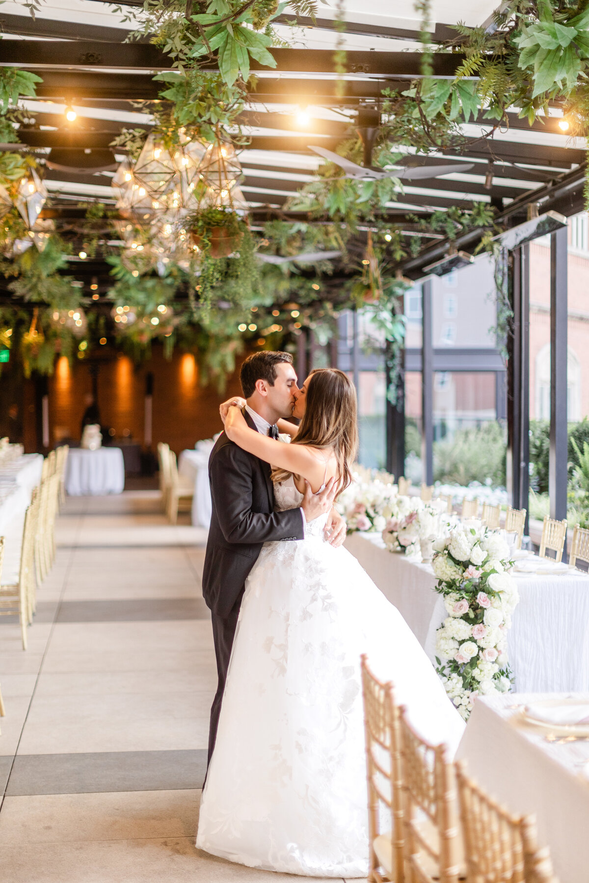 NatalieSam_RitzCarltonSTLWedding_CatherineRhodesPhotography-99