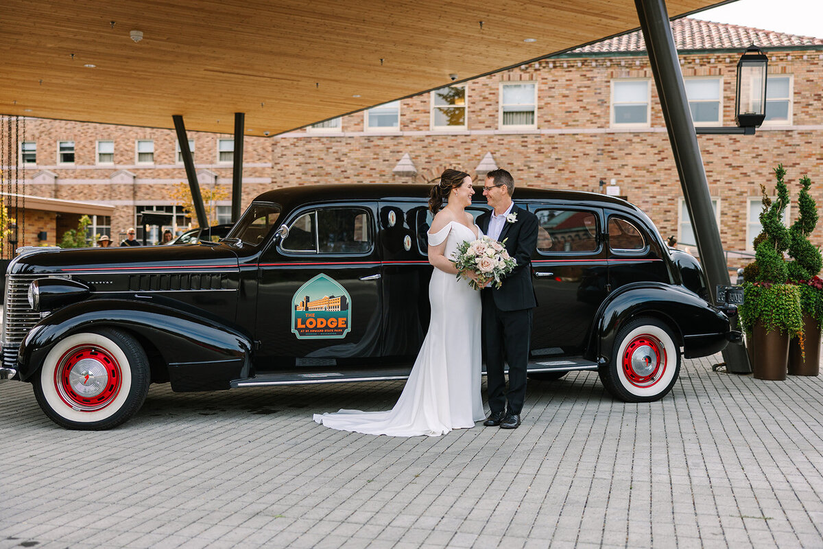 Wedding Lodge at St Edwards State Park Seattle Joanna Monger Photography 17