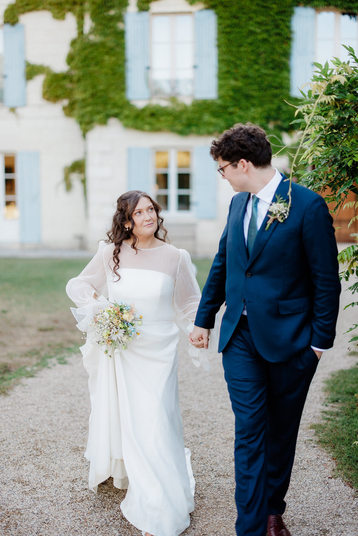 Modern_Chic_Chateau_Valouze_Destination_Wedding_Photographer-66