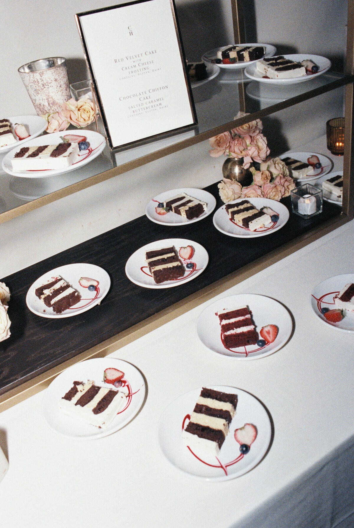 Emily March Photography Wilmington, North Carolina and Destination Wedding Engagement Photographer Heirloom Photography for Memorable Gatherings Light Airy Sentimental Imagery Images Weddings_Castle Hill Inn Wedding - 088