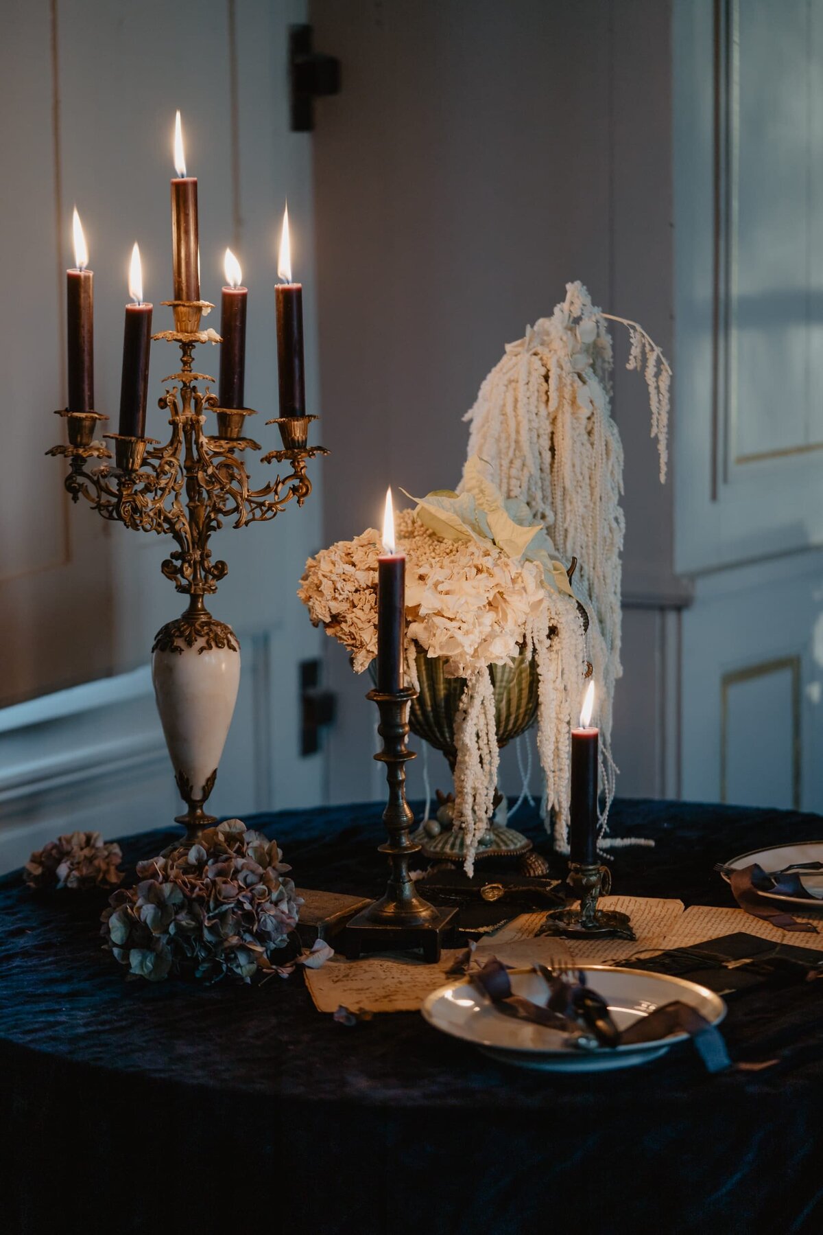 Champagne wedding photographerRomantic winter wedding - elopement at Château de Mairy in France _Wedding Photography by SELENE ADORES-192_ROV3675