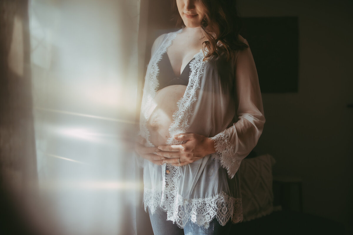 maternity photographer twinsburg ohio