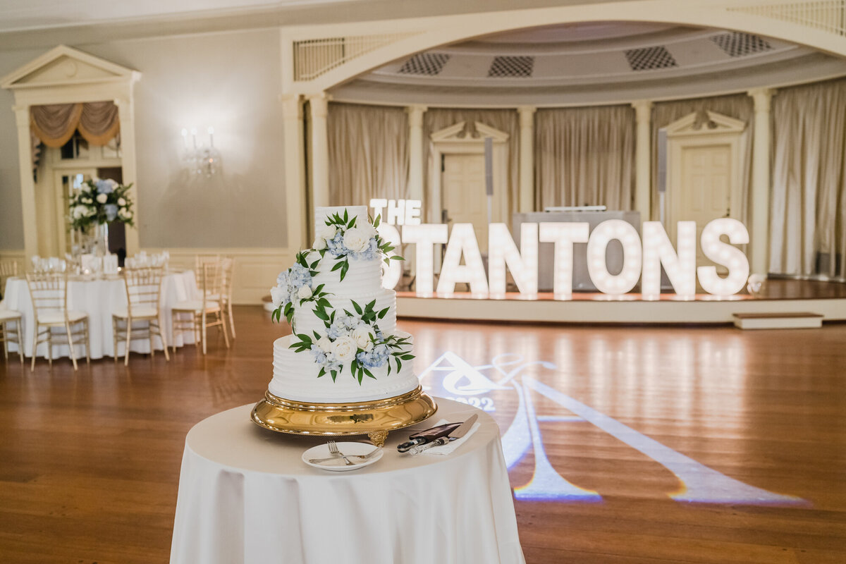 A TIMELESS ROMANTIC CLASSIC DUSTY BLUE BLACK TIE LOVETT HALL LUXURY WEDDING AT GREENFIELD VILLAGE IN DEARBORN MICHIGAN BY KARI DAWSON59