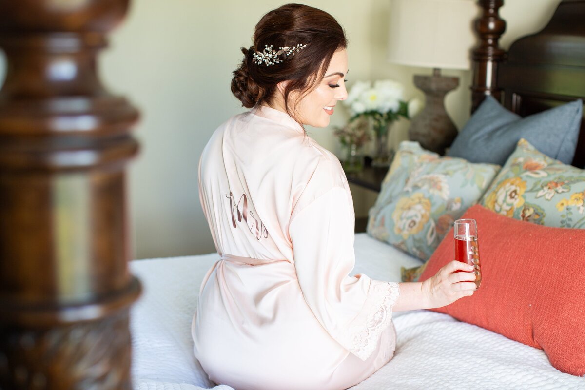 bride-custom-robe-champagne