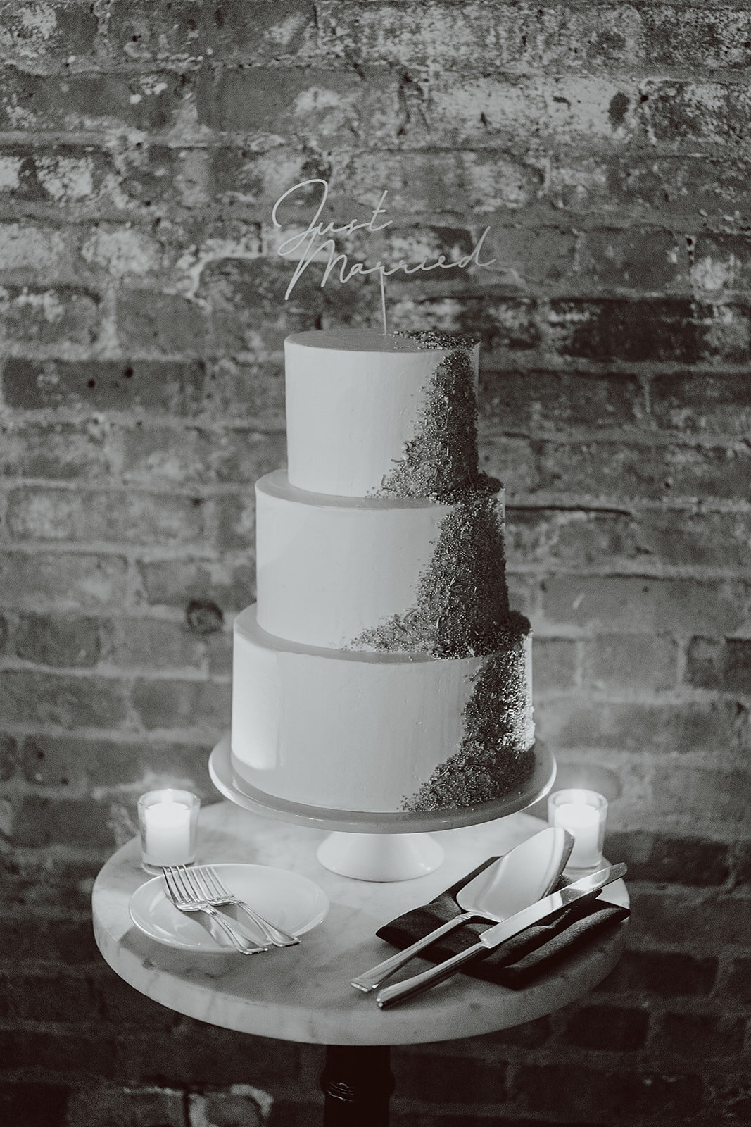 0083_20221119_PREVIEW_Julia+AJ_BW