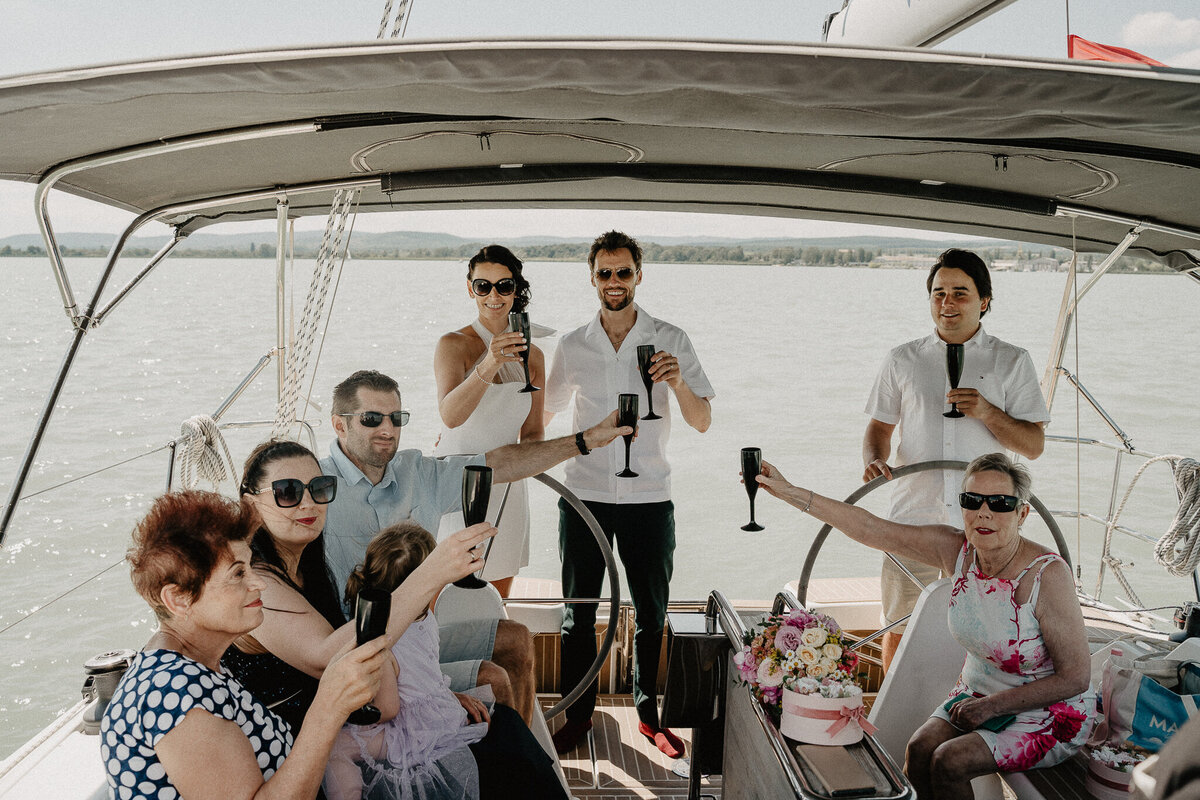 blanka_katko_boat_wedding_balaton_photograper-24