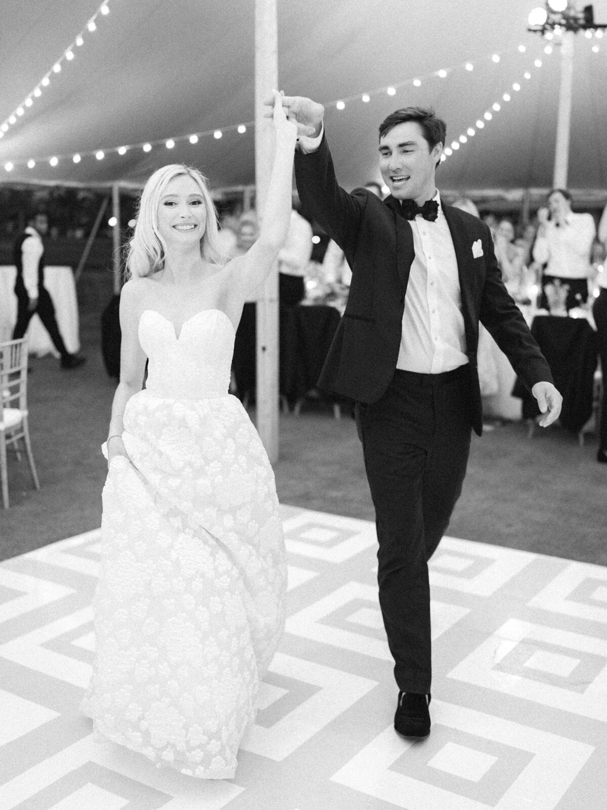 Elizabeth & Michael Highlights Phone-139