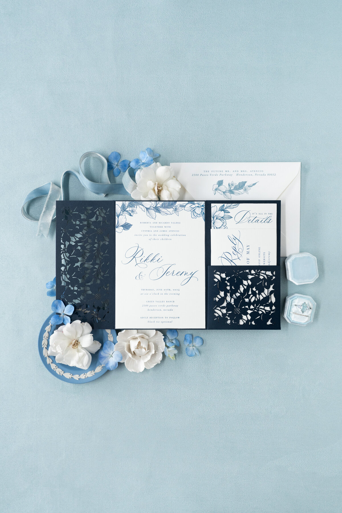 navy-blue-wedding-invitation-laser-cut-pocket