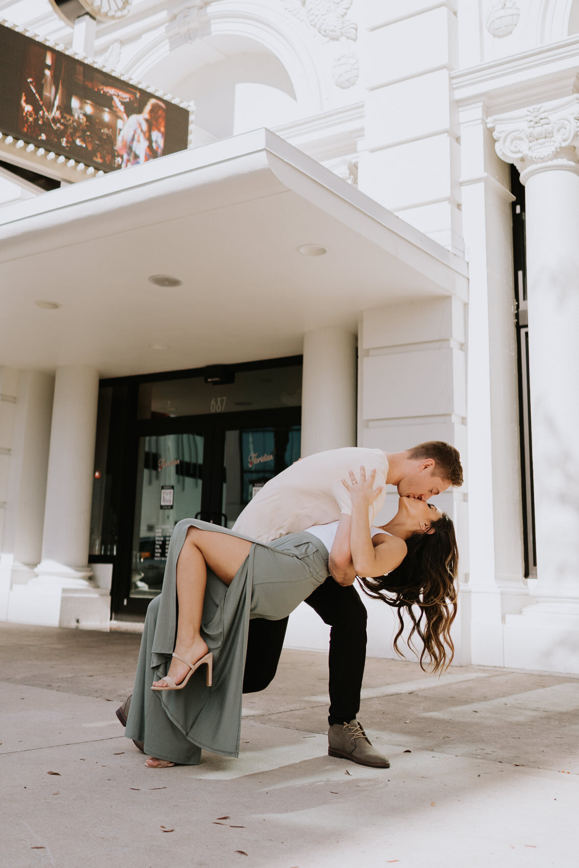 downtown-st-pete-engagement-session-14