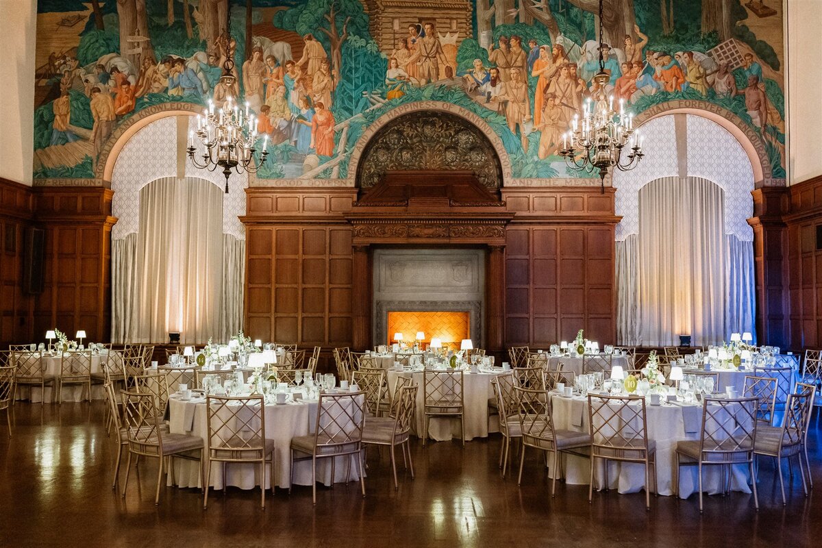 love-whimsy-events-cincinnati-wedding-planner-the-cincinnati-club-the-brauns (1084)