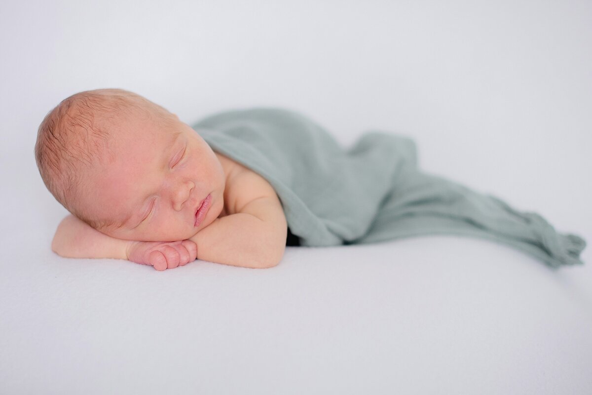 august-newborn-tristate-new-jersey-family-newborn-maternity-photographer_0456