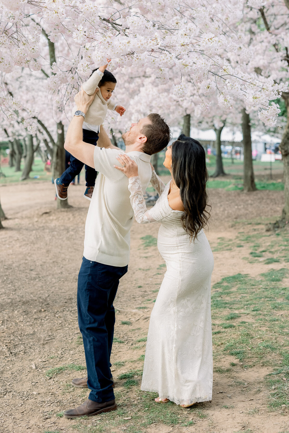 cherry-blossom-maternity-pregnancy-session-jefferson-memorial-tidal-basin-washington-dc-143