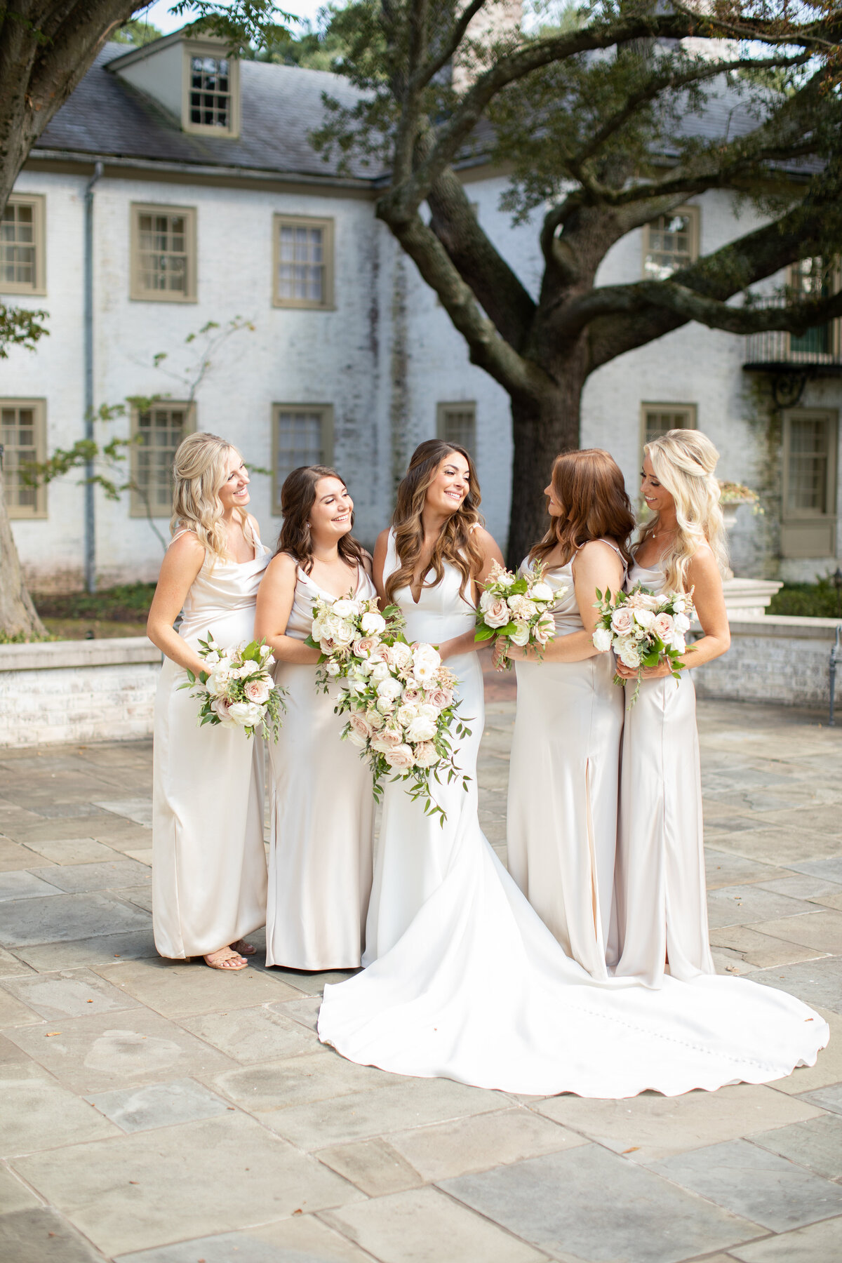 beatriz&nate_williamsburg inn_blush wood studios-19