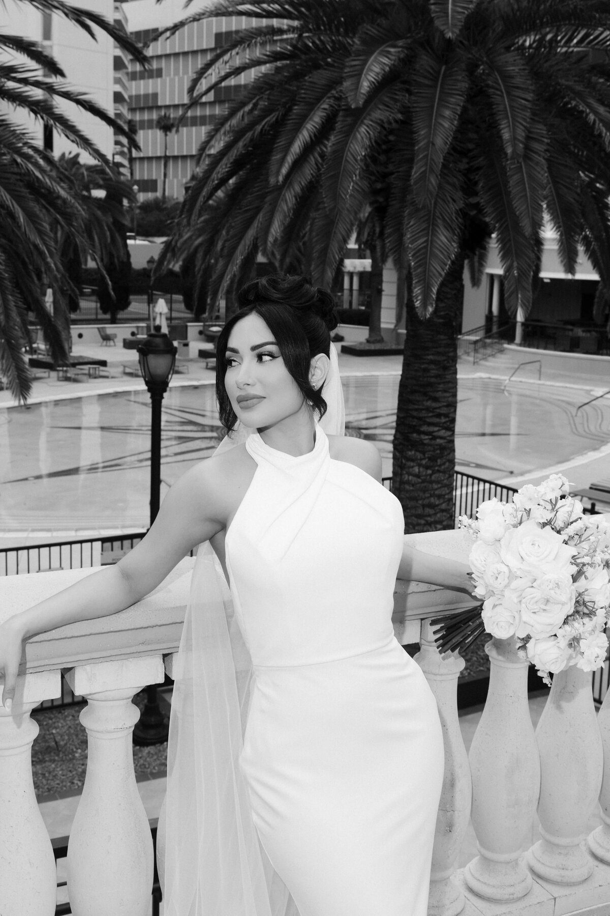 16riskyexposure_andrea-george_las-vegas-elopement-photography
