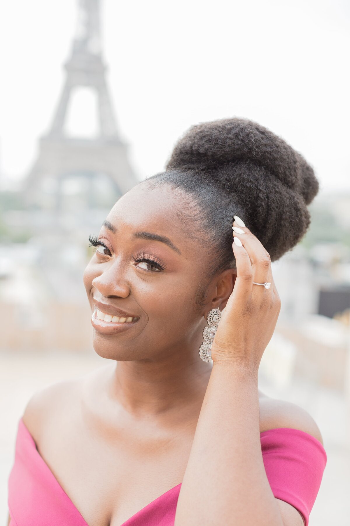 wedding-couple-paris-shooting-photographe-tour-eiffel-louvre-nigerian-christian-32