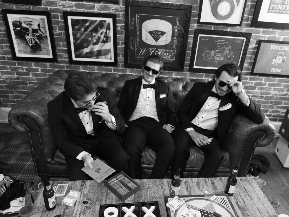 Emma + Joey Wedding Getting Ready-Mariah Jones Photography-38