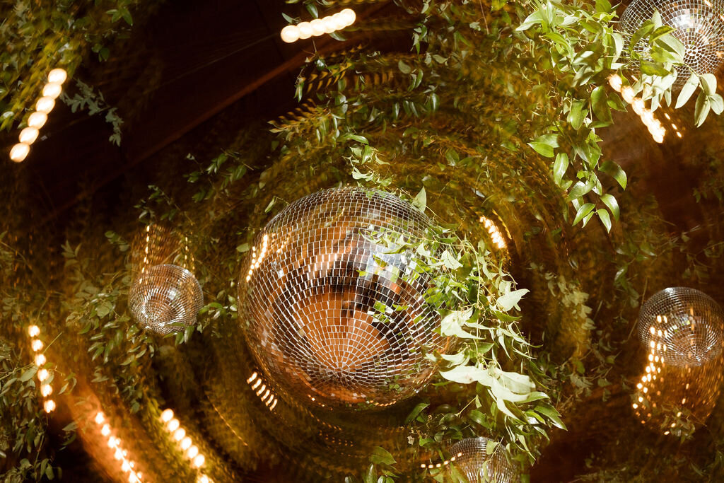 Sarah-Kevin-Gold-Wing-Photography-Vermont-Wedding-Grafton-Inn-Fall-Previews-89