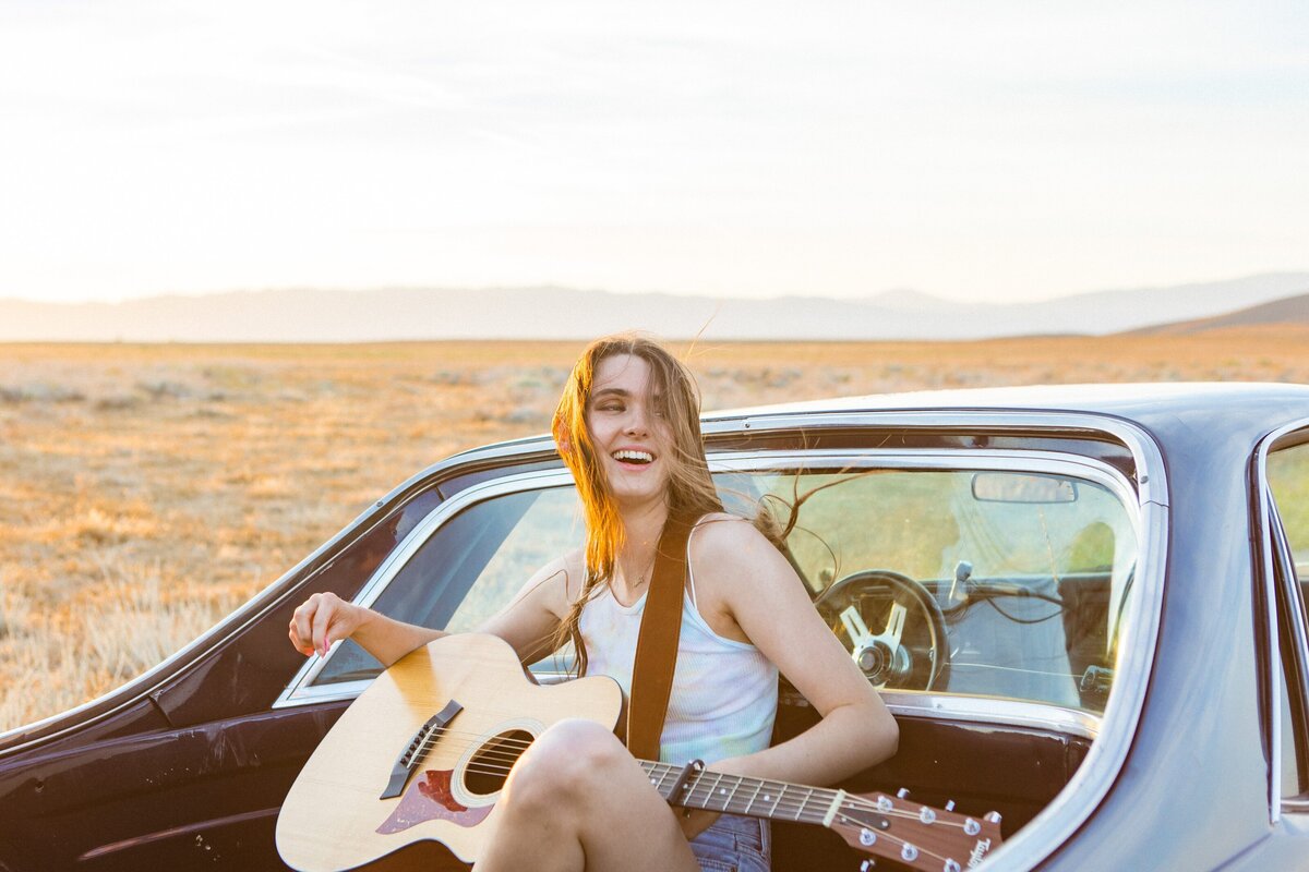 0051-greta-pasqua-video-shoot-bts-elle-willis-kathleen-laccinole-antelope-valley-0014
