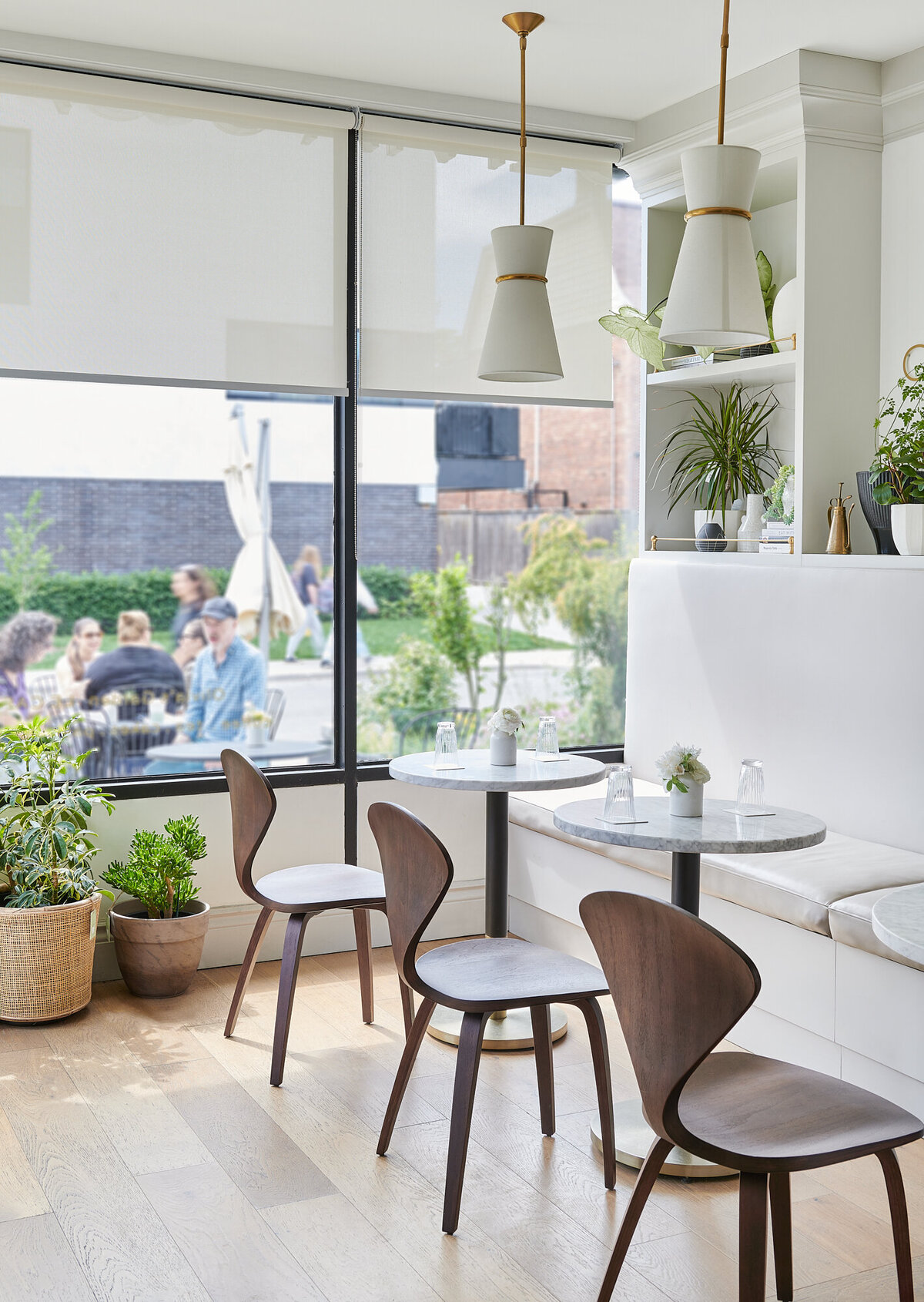 toronto-interior-design-olivias-garden-seating-area-2