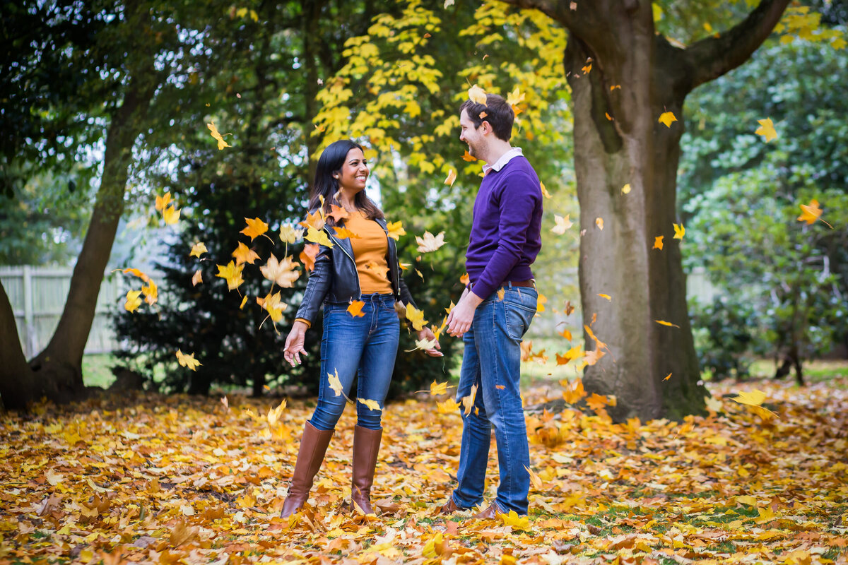 Engagement-Shoot-Bushy-Park_0112-1