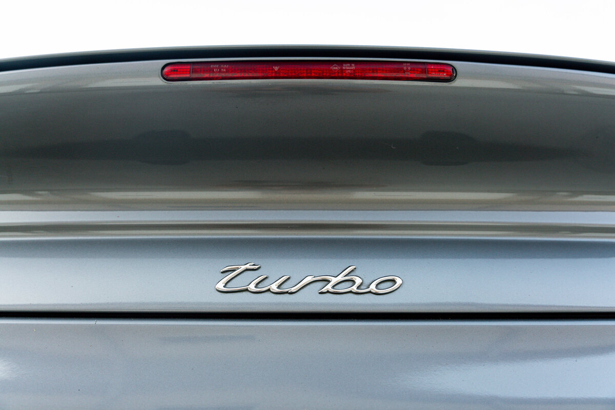 Porsche 911 Turbo-38 PS