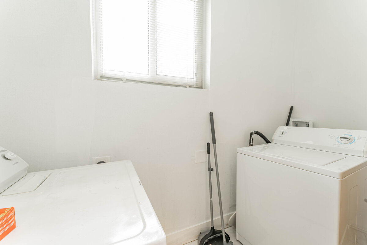 Laundry (1)