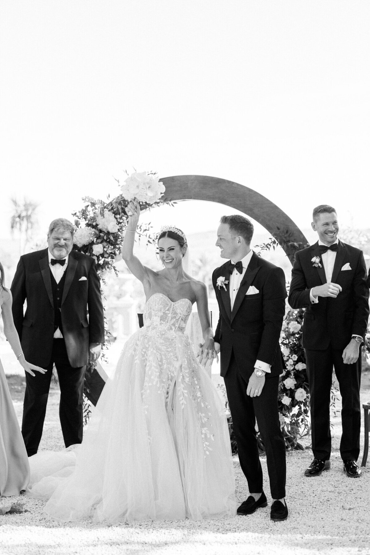 Maïlys Fortune Photography Husband Wife Wedding Weddings Photography France Switzerland Italy Timeless Dreamy Imagery Bilingual French English Destination Weddings Destination Wedding Provence French Riviera Paris Lake Como Tuscany76