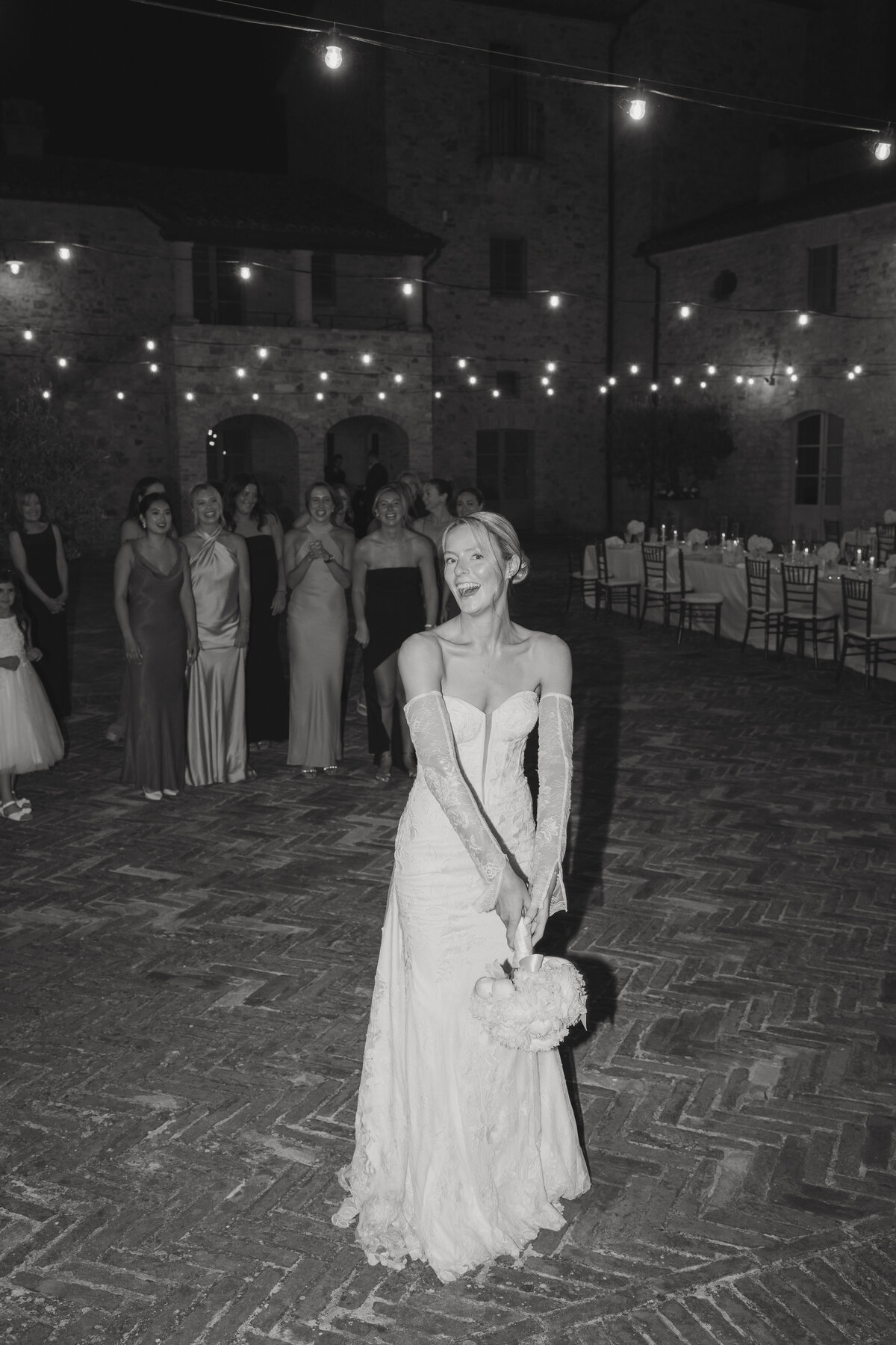 wedding-photographer-italy-couple-photographer-inhosuecapture-1-257