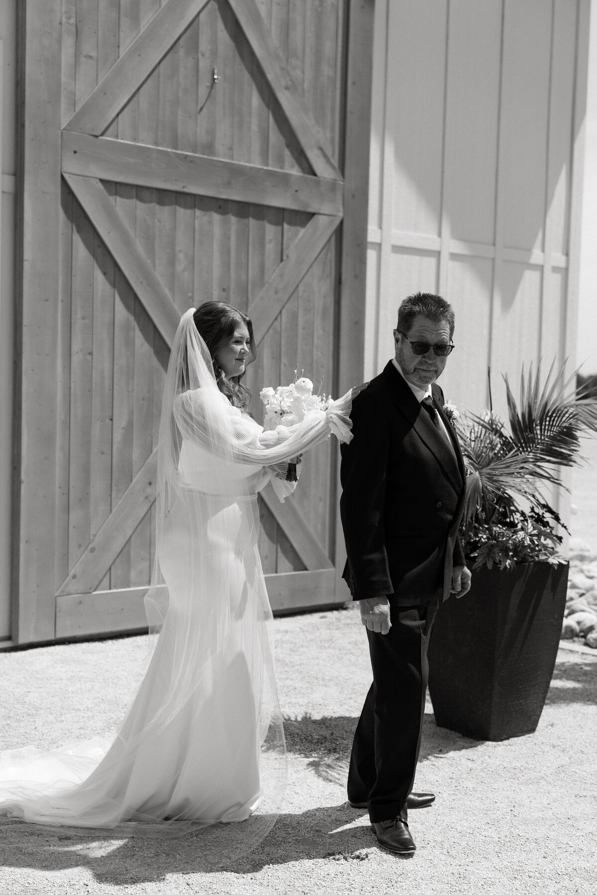 evergreen_weddings_co_canada_wedding_planner_designer_ottawa_winnipeg_toronto_full_service_wedding_planning_management_coordination_coordinating_design_services_designer_luxury_high_end_GettingReady-265