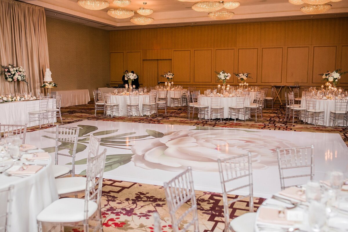 Toronto-Shangri-la-Wedding-Photographer-LauraClarkePhotos_0052