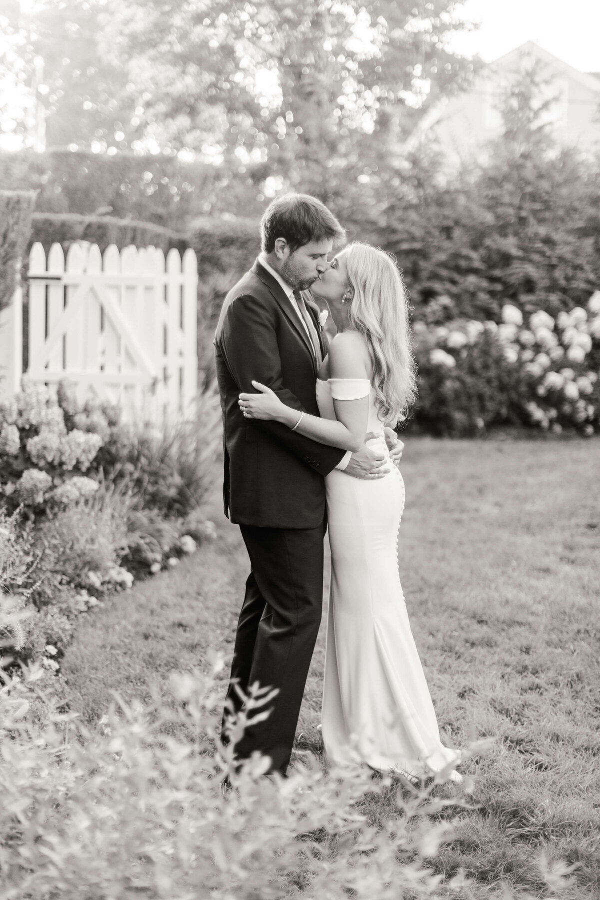 Westhampton_Backyard_Wedding_060