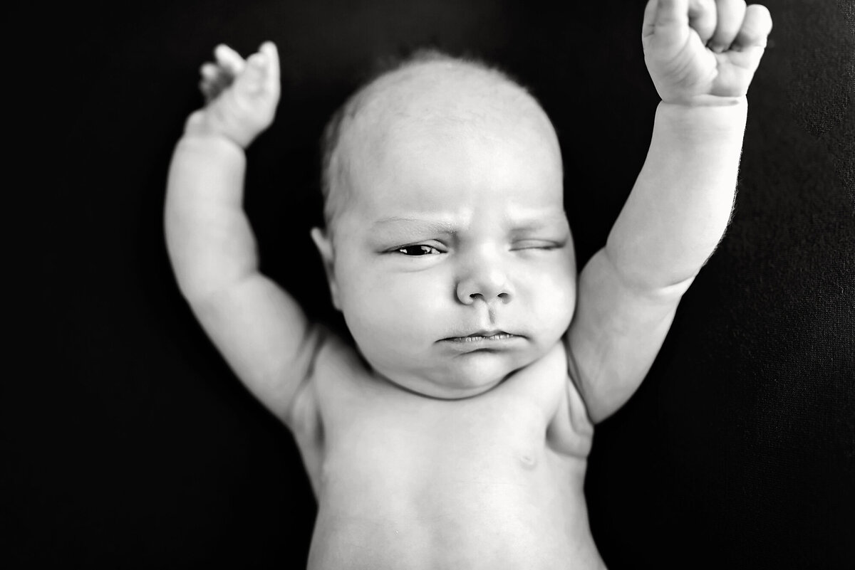 Rowen + Eden Photography Newborns