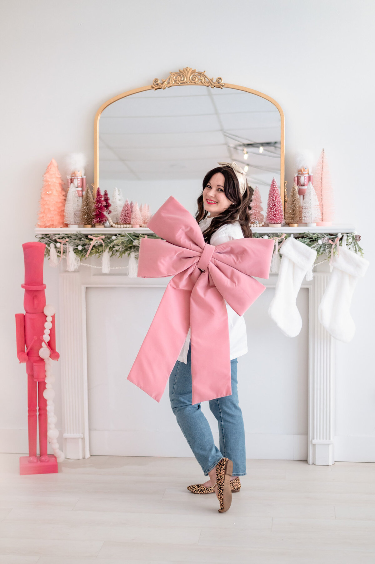 emmiclaire-photography-studio-branding-session-bleu-bee-designs