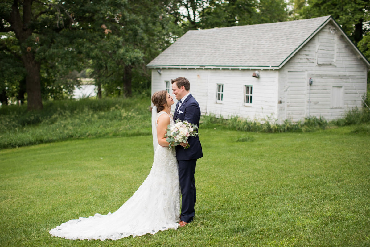 Minneapolis Wedding Photographer - Abby & Aaron (40)
