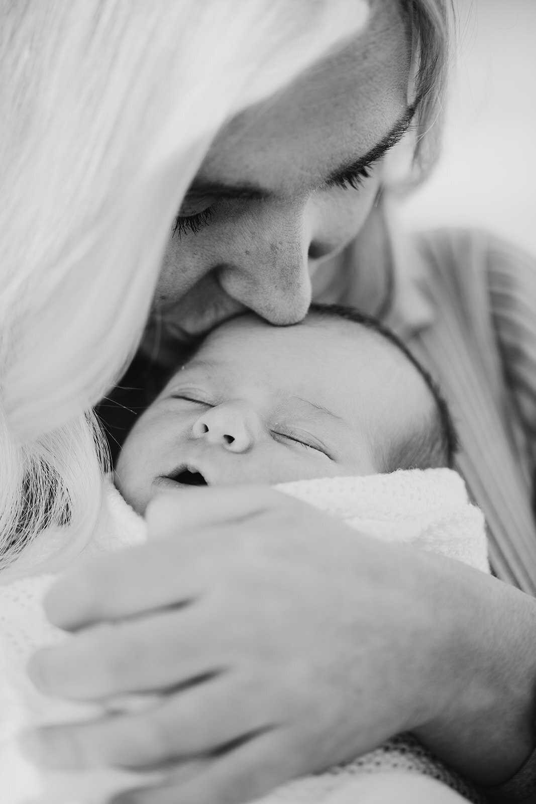 Maeve - April 2023 - BW - JessicaCarrollPhotographer-17_websize