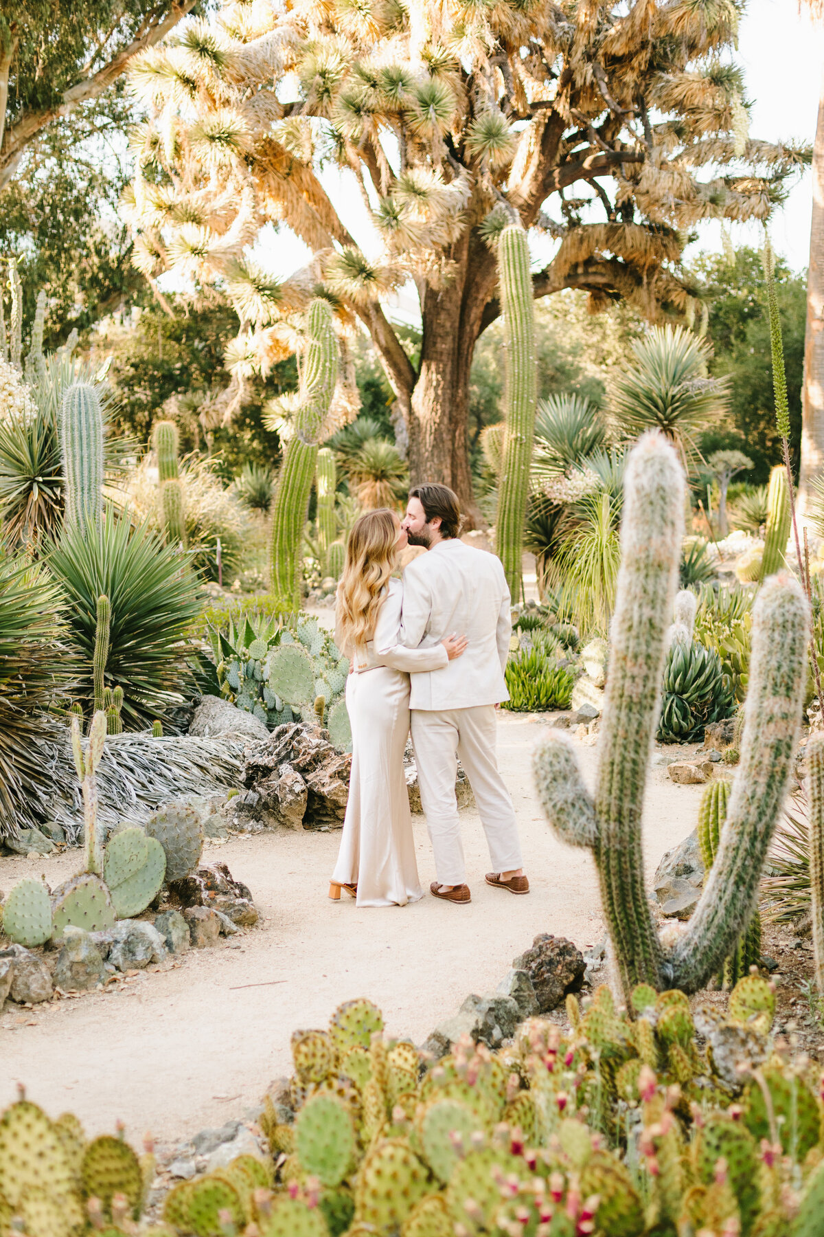 Katie&Sam-Sneaks-062122-JodeeDebesPhotography-38