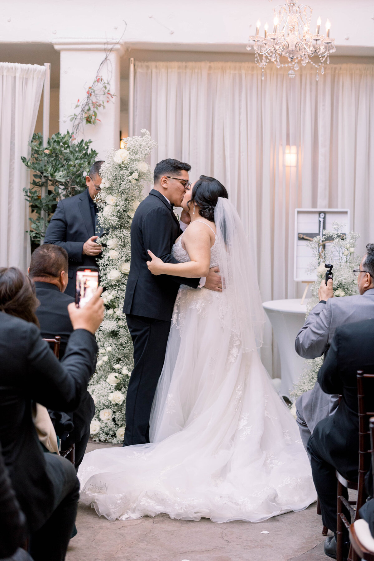 Rafael & Jennifer Wedding Teaser-70