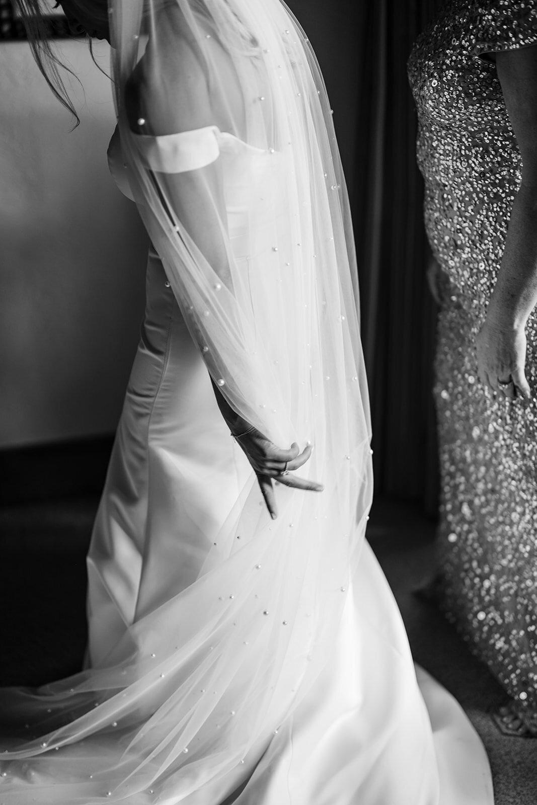 stein-eriksen-lodge-july-summer-park-city-mountain-wedding-pepper-nix-2212-1139bw
