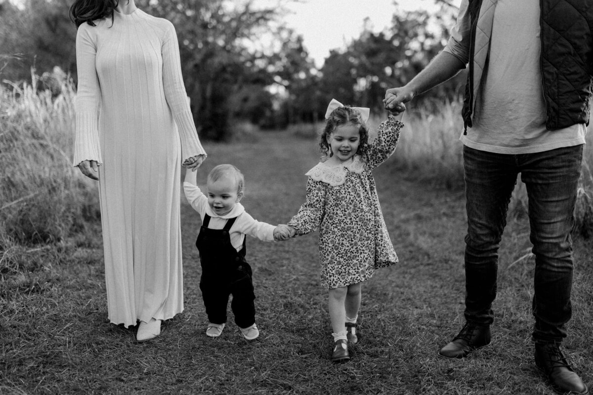 TheDotsonFamily-2023-PHOTOSWITHJILL-51