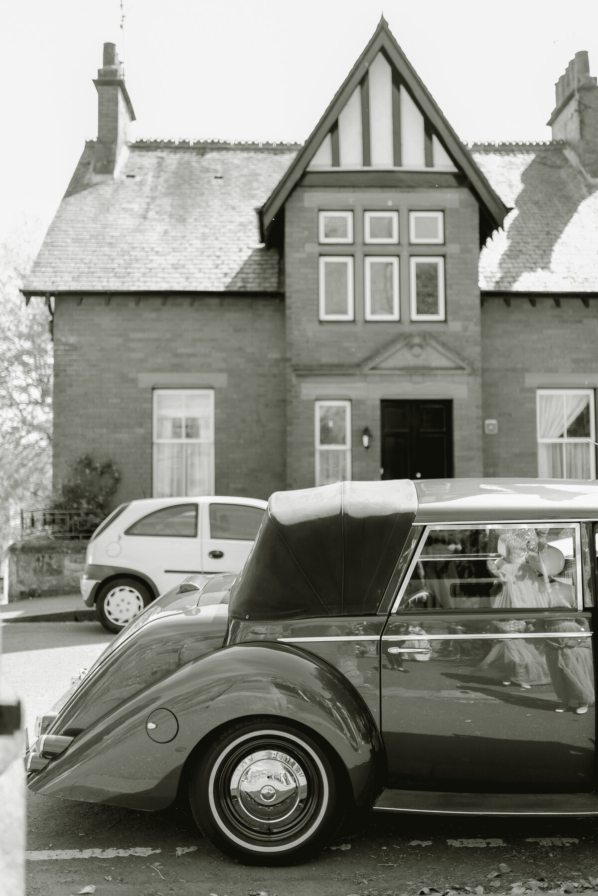 Stylish wedding cars Scotland