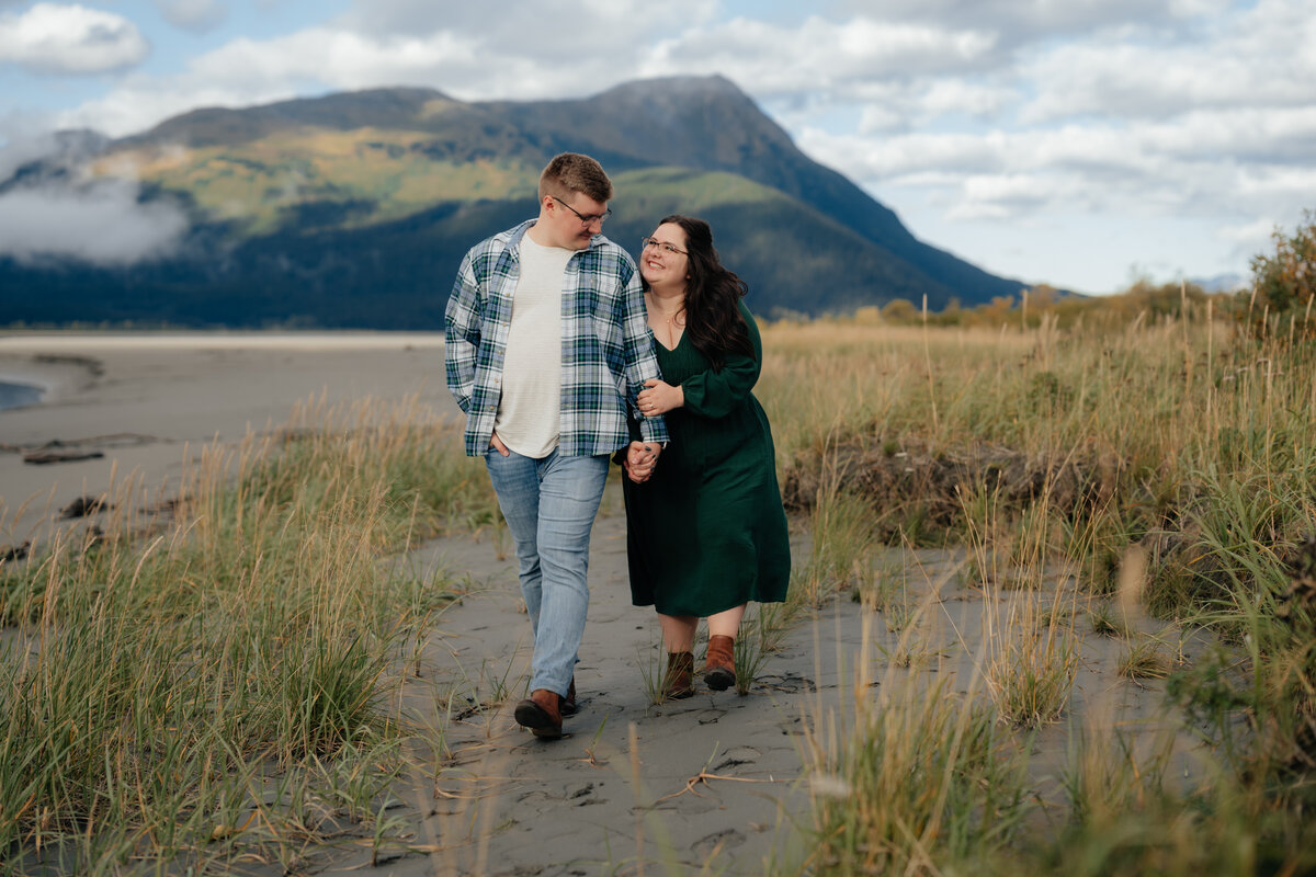 Karina+Elliot_Girdwood-Alaska-Engagement_EmeliaKPhotography-80
