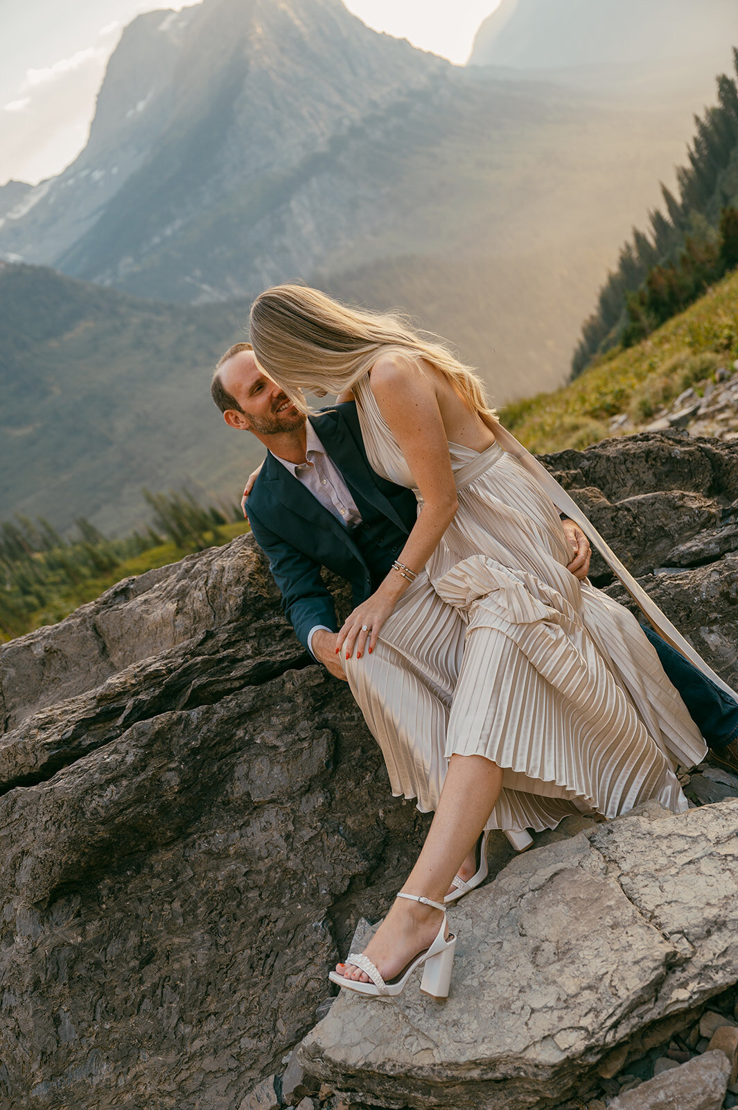 vintage-hollywood-glacier-national-park-elopement-presley-gray-photo1327