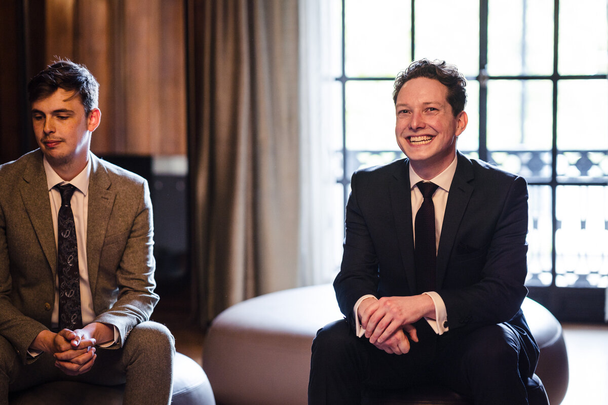 intimate-london-old-marylebone-town-hall-wedding-15