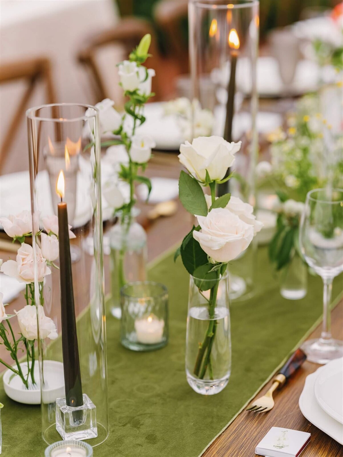 becca-gavin-springvale-floral-wedding-florals