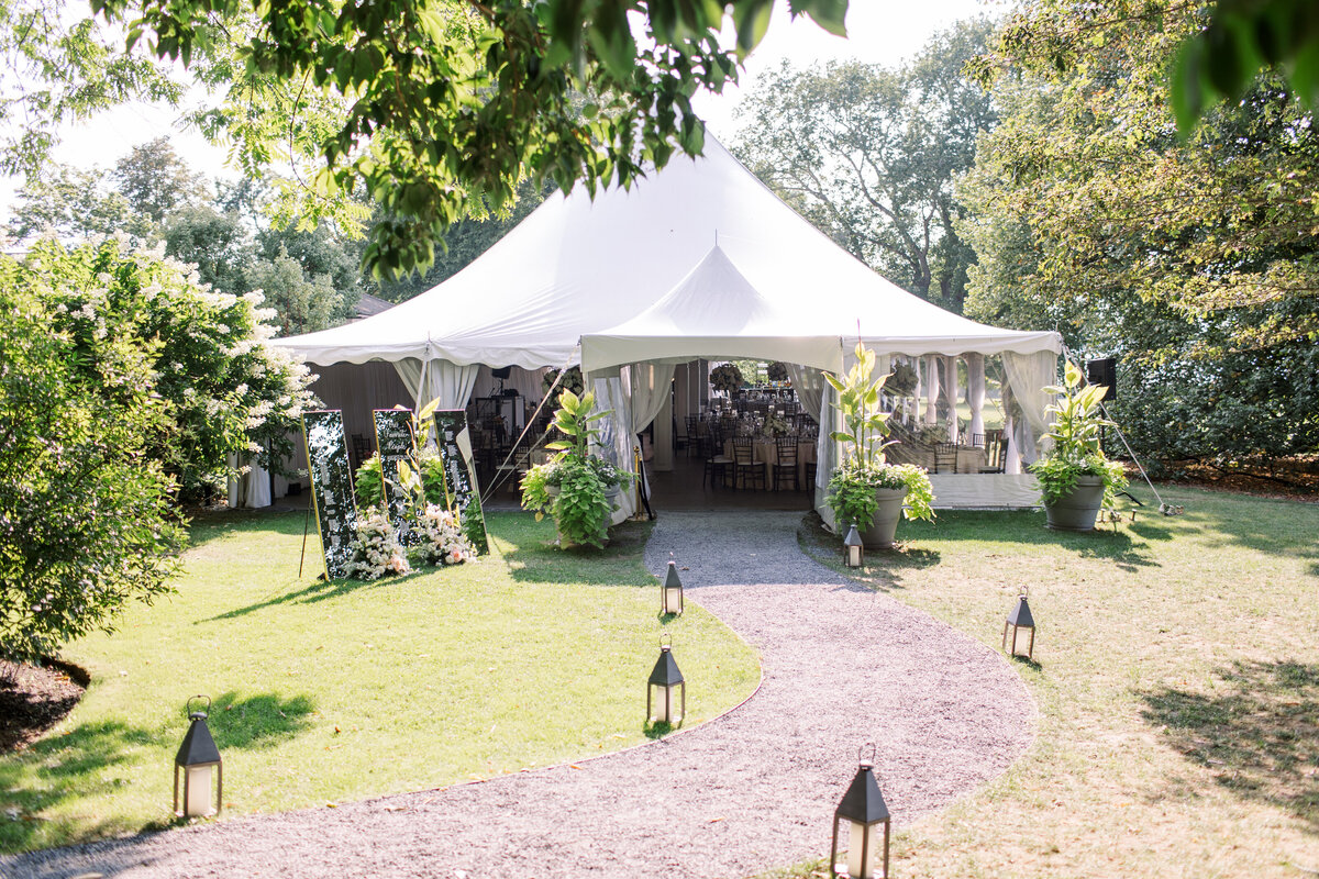 Blithewold Mansion Romantic and Timeless Summer Wedding