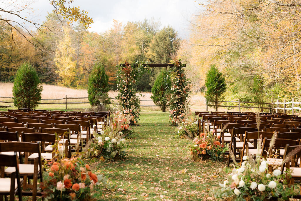 Sarah-Kevin-Gold-Wing-Photography-Vermont-Wedding-Grafton-Inn-Fall-Previews-42