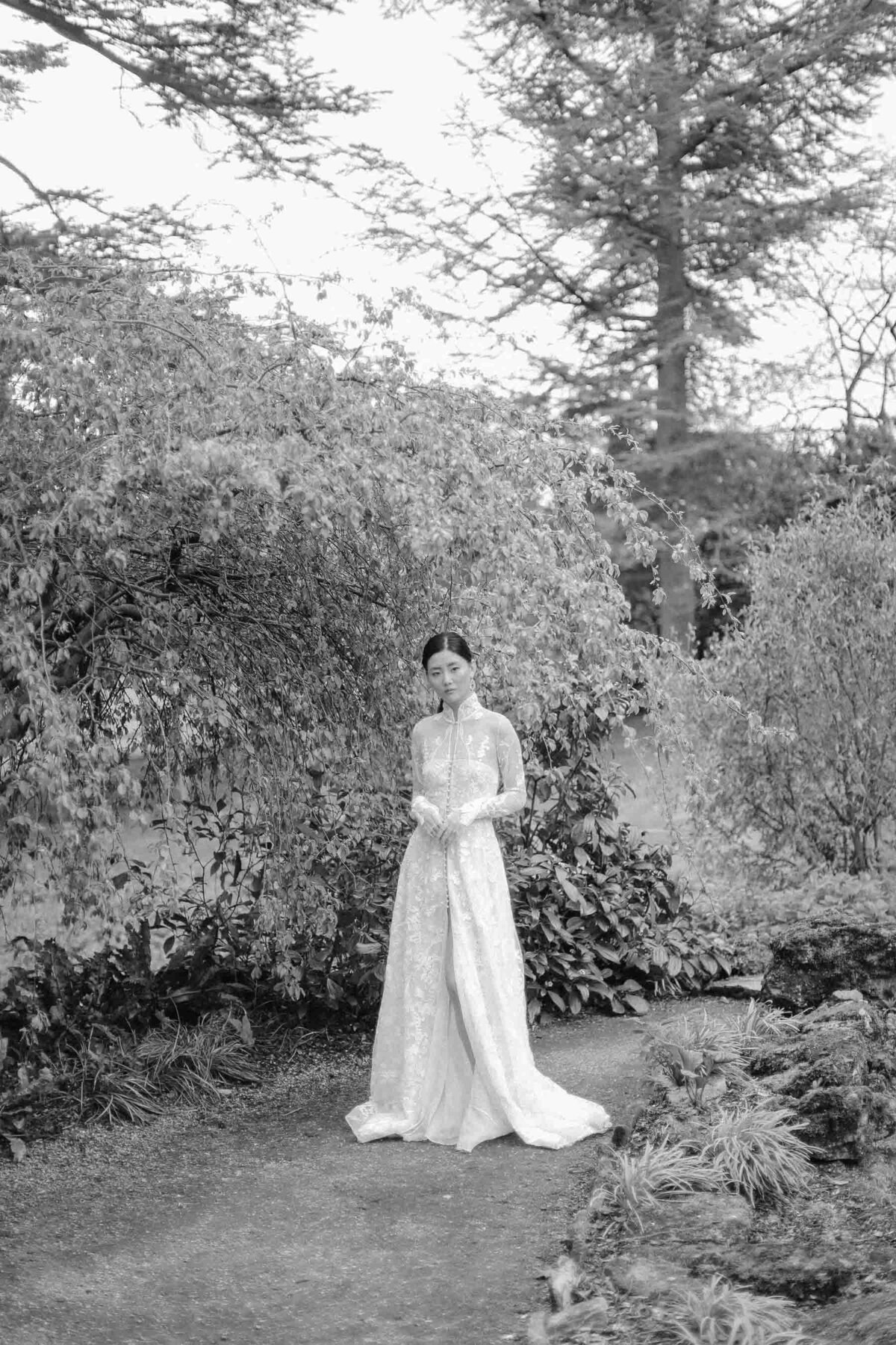 Naeem Khan Bridal by Charlotte Wise Photography-602