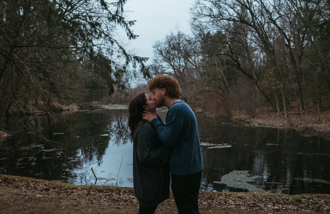 milwaukee engagement photographer-112